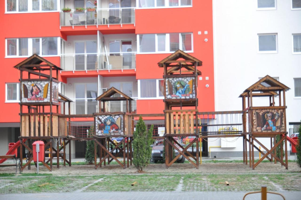 Relaxing & Welcome Apartment, Ared, Uta Arad Zewnętrze zdjęcie